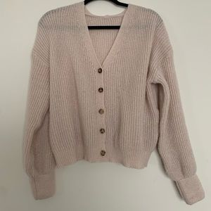 NWOT Cream cardigan